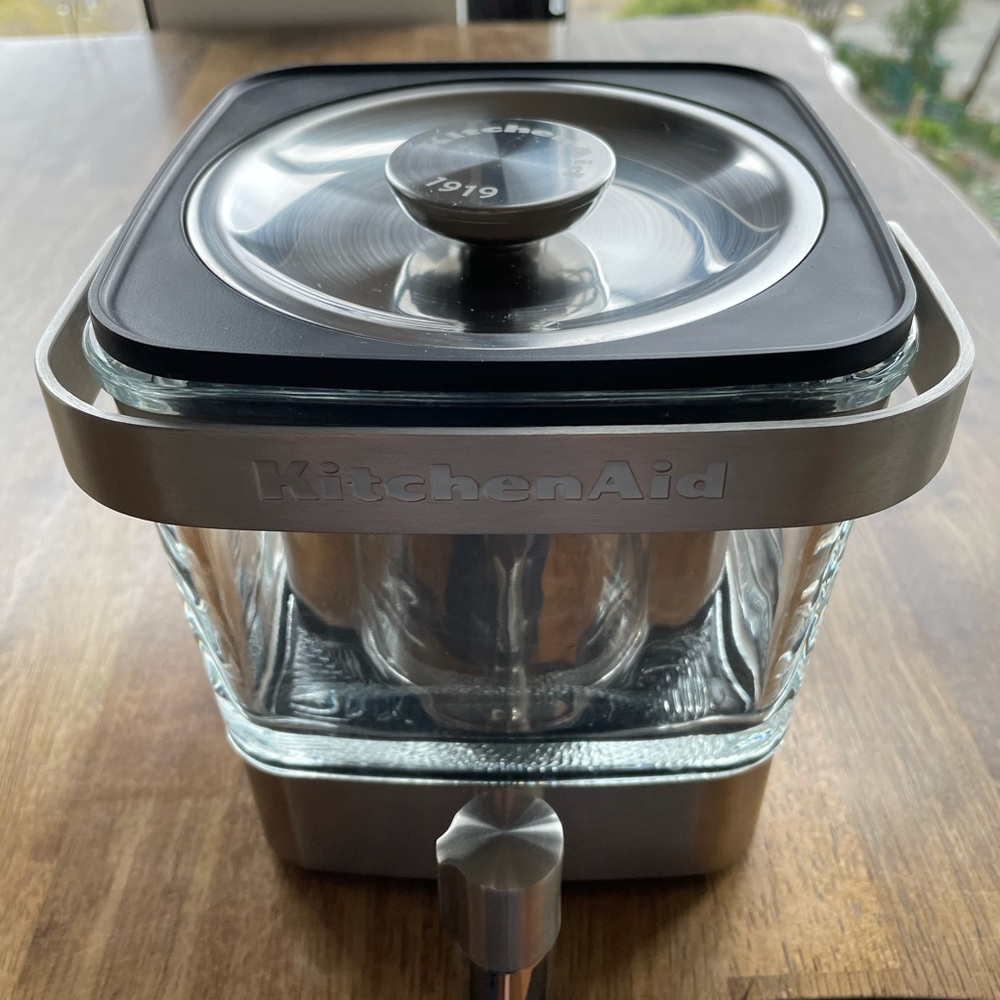 KitchenAid 28 ounce Cold Brew Coffee Maker